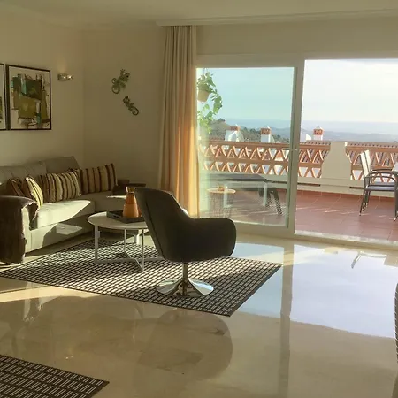 Pool Calahonda 2 With Sea View - Happy Apartamento *
